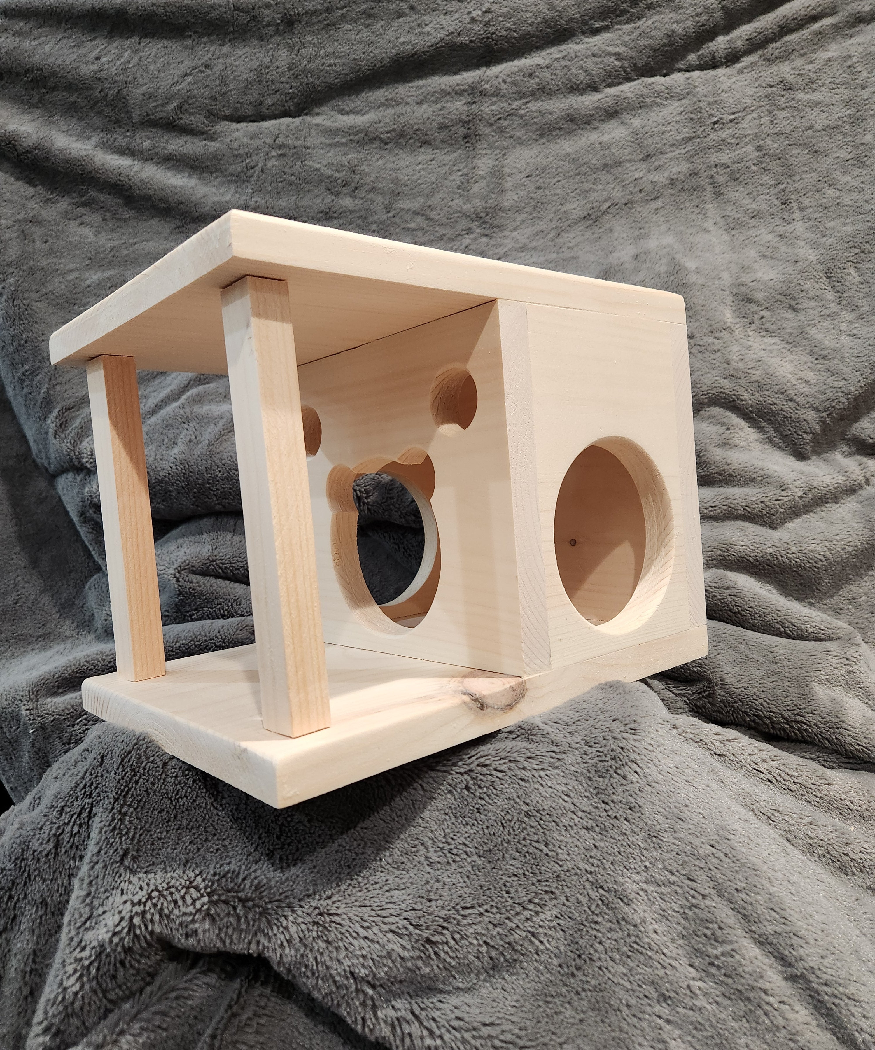 Chinchilla Luxury Hideout House w/ Front Porch Deluxe Hut Porch Kiln Dried Pine