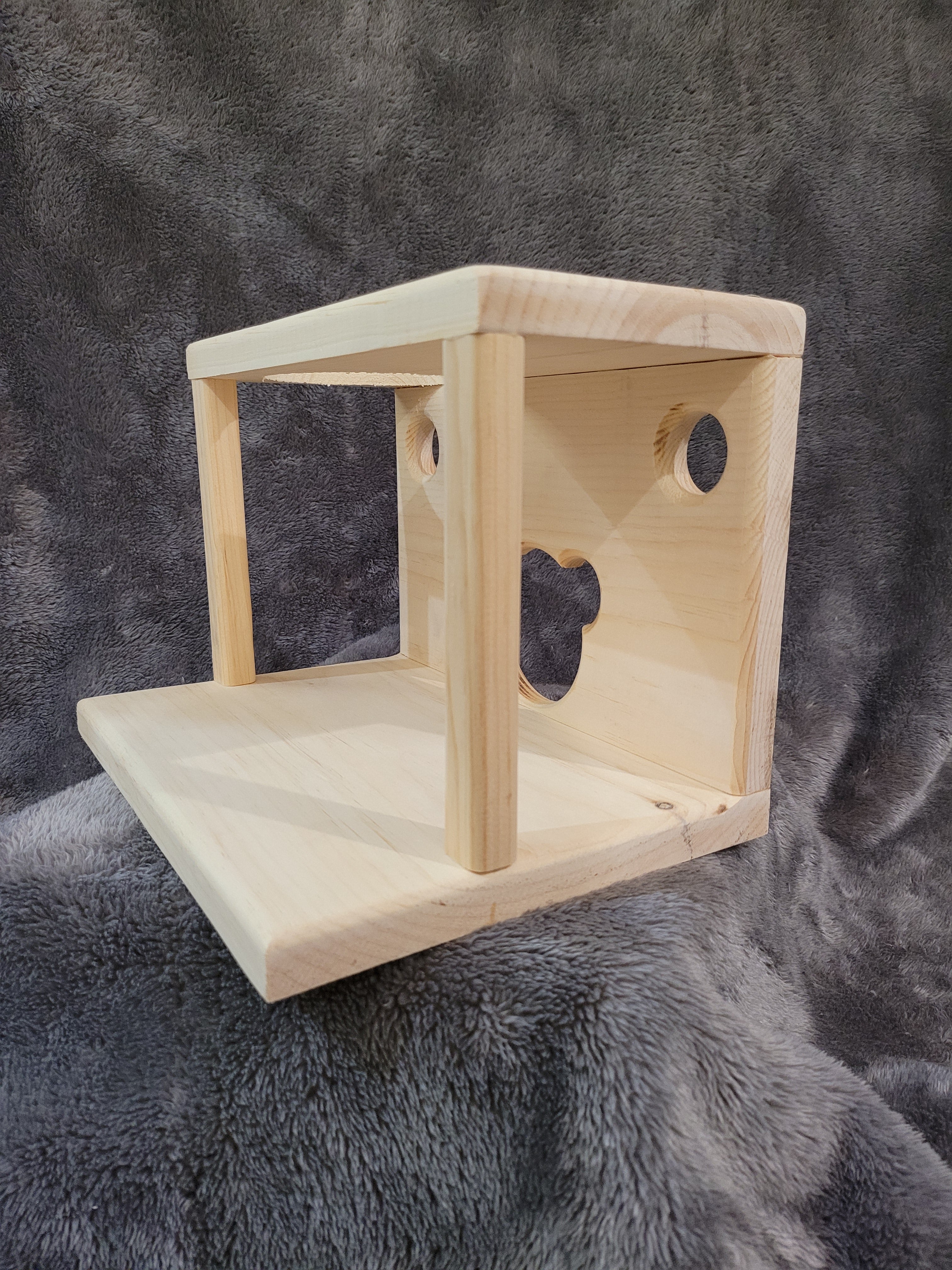 Chinchilla Hanging Dual Ledge
